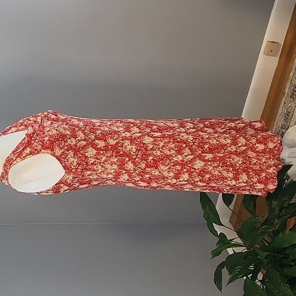 Jones New York Red and Tan Lined Floral Drape Neck Pullover Dress - Size 14 - Picture 2 of 8